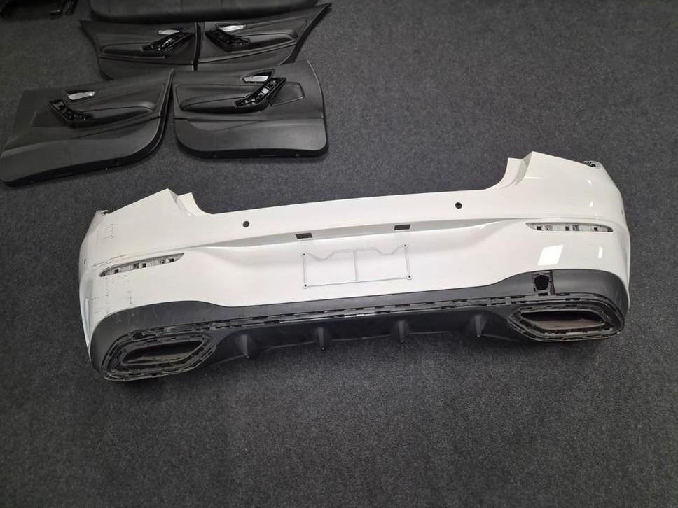 Mercedes CLA AMG Achterbumper W118 Polarweiss A1188859501, Auto-onderdelen, Carrosserie en Plaatwerk, Gebruikt, ., Mercedes-Benz