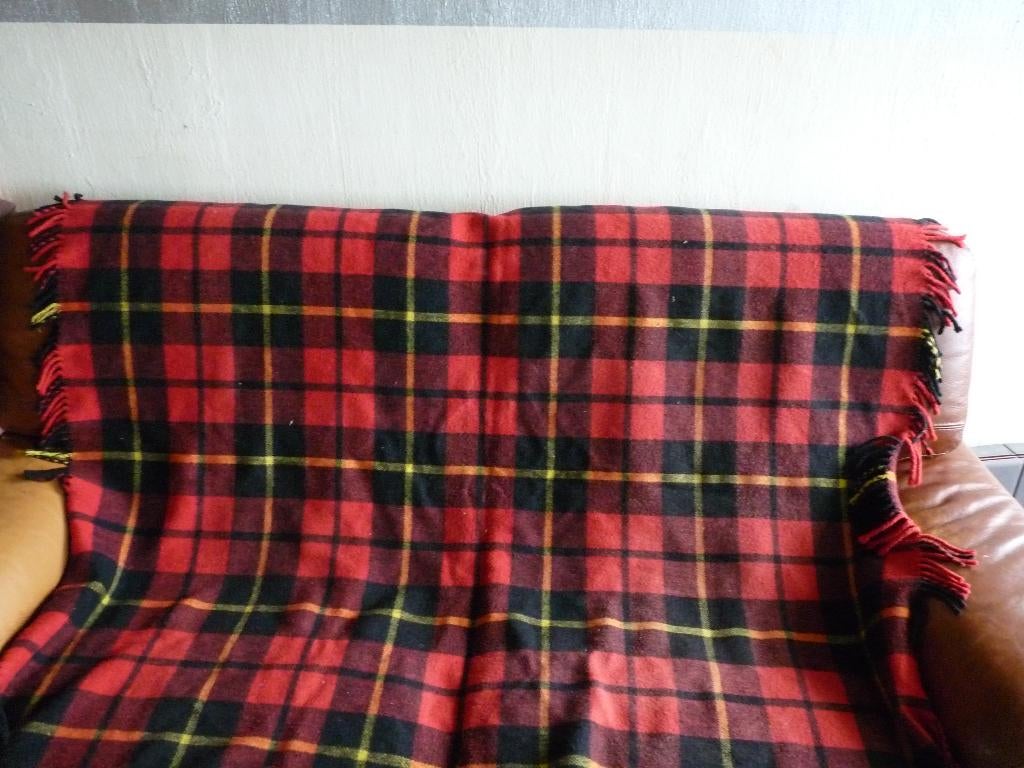 Wollen kleed, tartan, rood geruit, 160 x 145, franjes, sale, Ophalen, Nieuw
