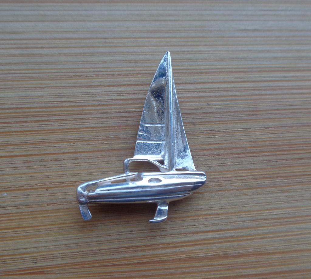 zilveren bedel/hanger zeilboot [577], Overige merken, Ophalen of Verzenden, Zo goed als nieuw, 1 bedel