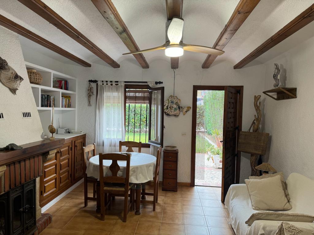 Heerlijk vakantiehuisje aan zee in het gezellige Javea, Costa Blanca, Aan zee, Zwembad, 2 slaapkamers
