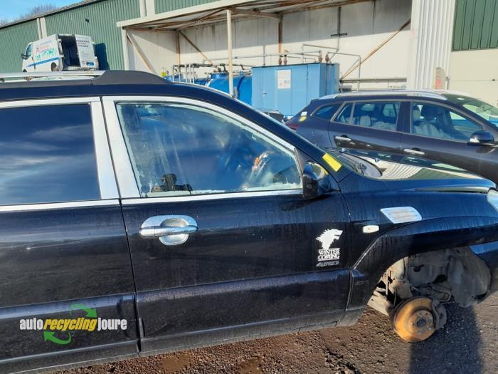 Portier 4Deurs rechts-voor van een Kia Sportage (Sportage 05, -, Deur, -, -