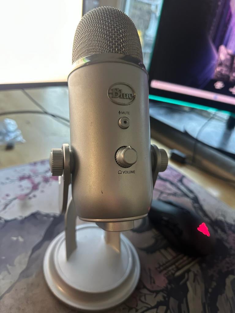 Blue yeti microfoon, Muziek en Instrumenten, Microfoons, Ophalen of Verzenden, Zo goed als nieuw, Studiomicrofoon