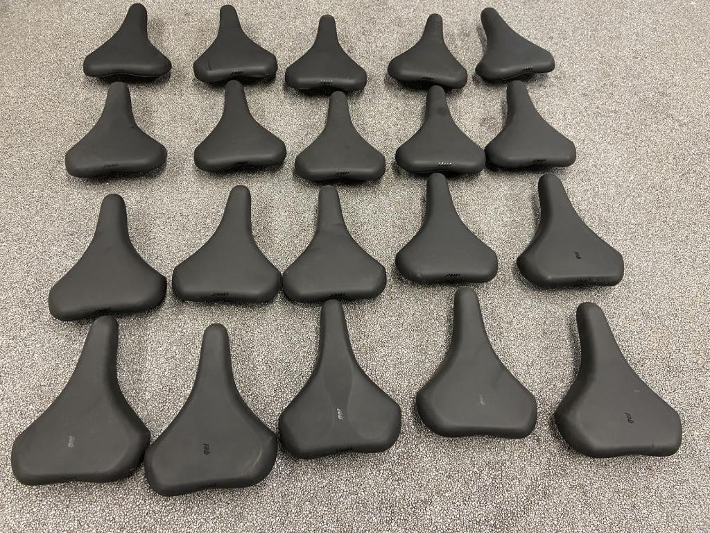 20 zadels te koop voor € 100,-, Overige merken, ., Nieuw, Ophalen of Verzenden