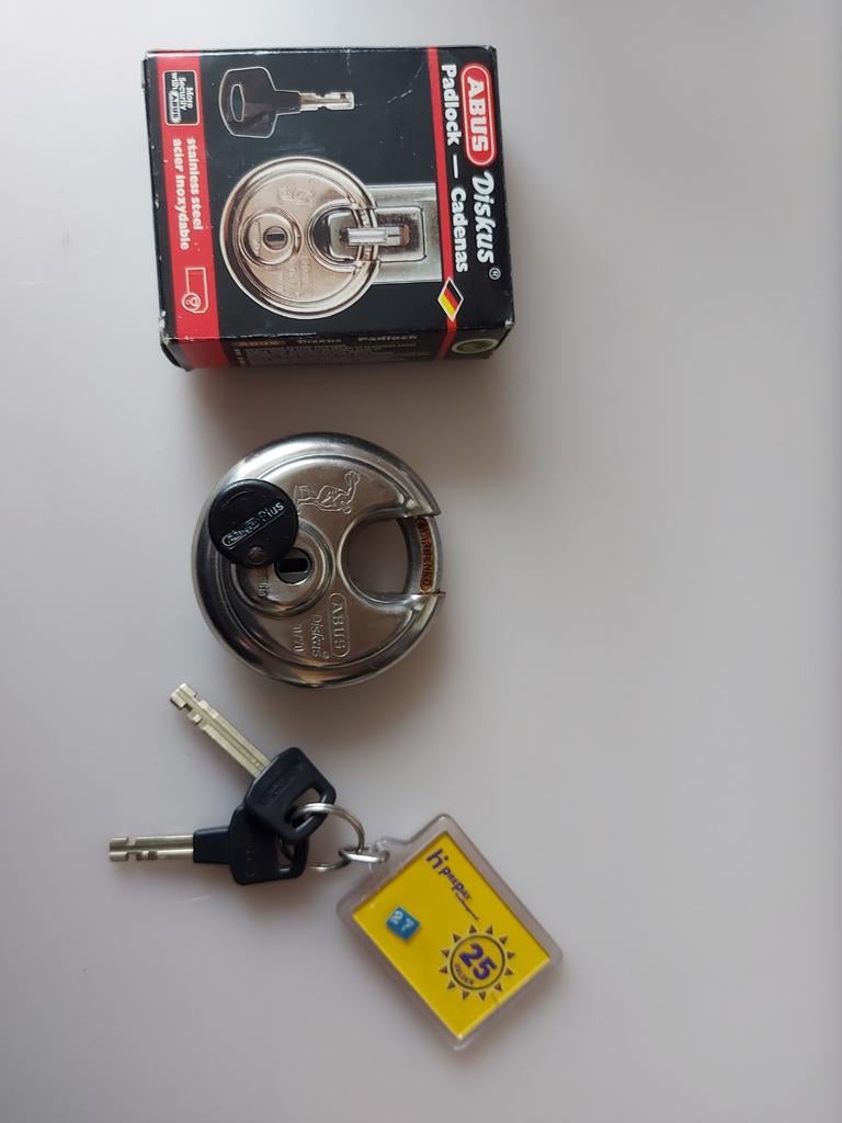 Abus Diskus 20/70 Hangslot - Nieuwstaat, Caravans en Kamperen, Caravan accessoires, Zo goed als nieuw, Ophalen of Verzenden