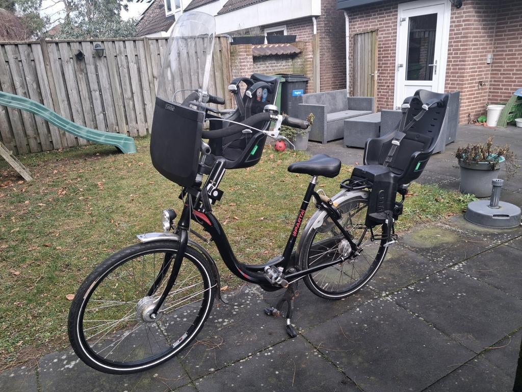 Sparta Moederfiets met windscherm en 2 kinderzitjes, Ophalen, 2 zitjes, Sparta, Gebruikt