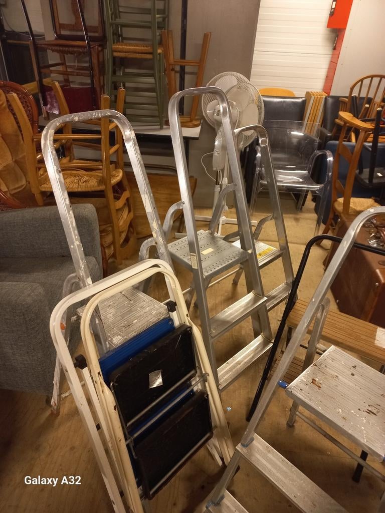 Huishoud trapjes diverse modellen, Doe-het-zelf en Verbouw, Ladders en Trappen, Ophalen, Minder dan 2 meter