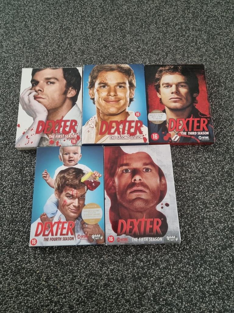 Dvd serie Dexter seizo3n 1 t/ m 5, Ophalen of Verzenden