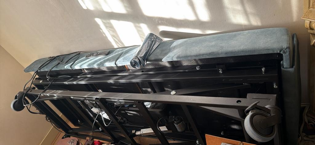 Elektrisch verstelbaar hoog laag bed, Huis en Inrichting, Slaapkamer | Bedden, Ophalen, Overige materialen, Verstelbaar, 90 cm