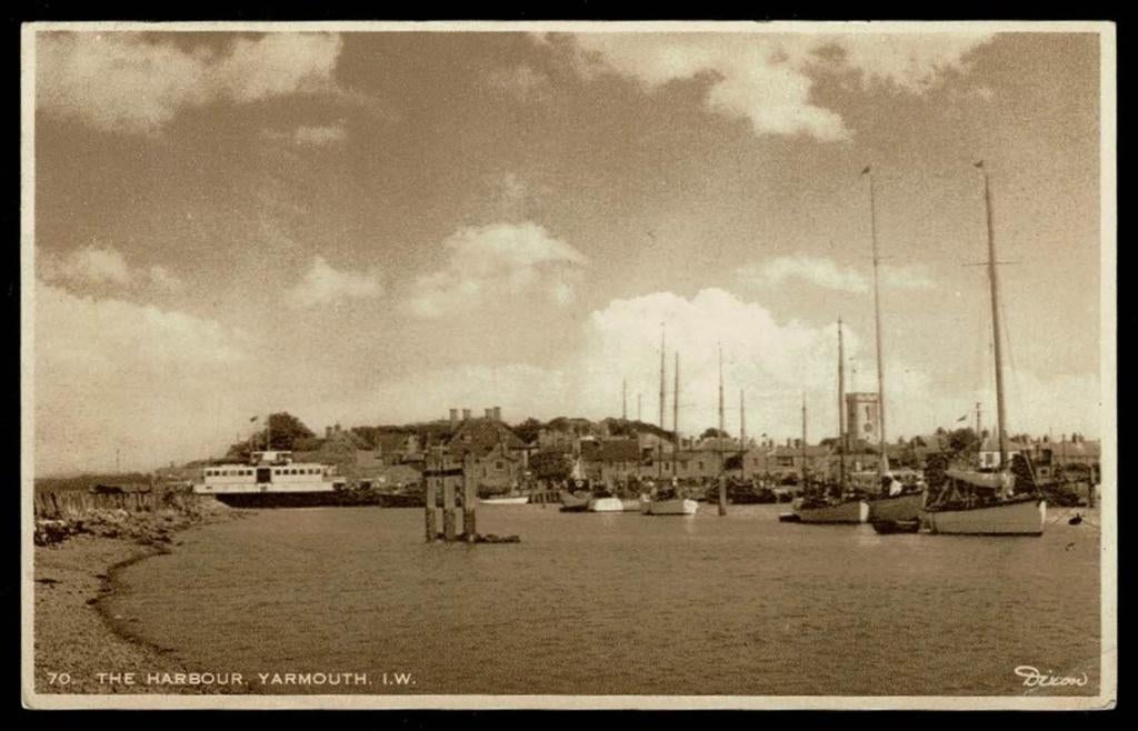 Engeland : foto kaart Yarmouth I.W. The Harbour, Ophalen of Verzenden, 1940 tot 1960, Gelopen, Engeland