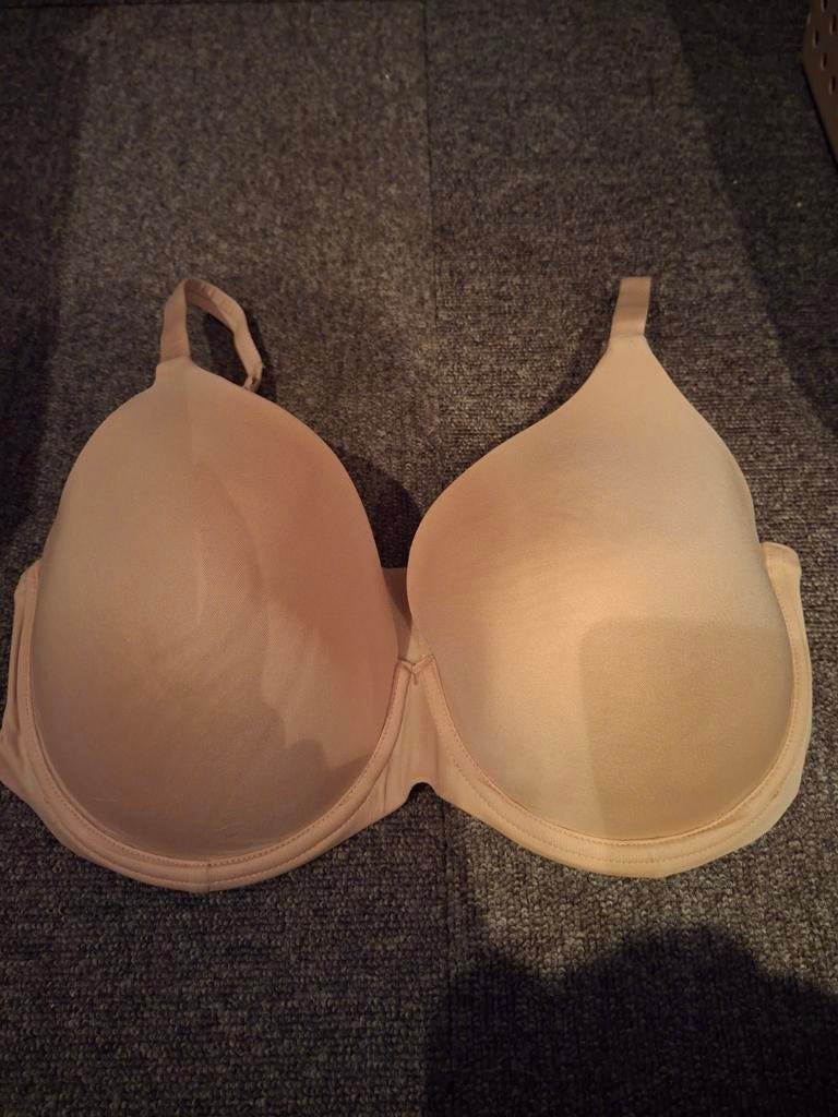 Beige bh maat 85E, Hunkemöller zgan!, Hunkemöller, Ophalen of Verzenden, Beige, BH