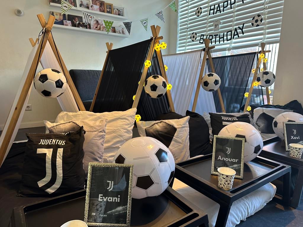 Slaapfeestje voetbal, verschillende thema's feijenoord, ajax, Ophalen of Verzenden