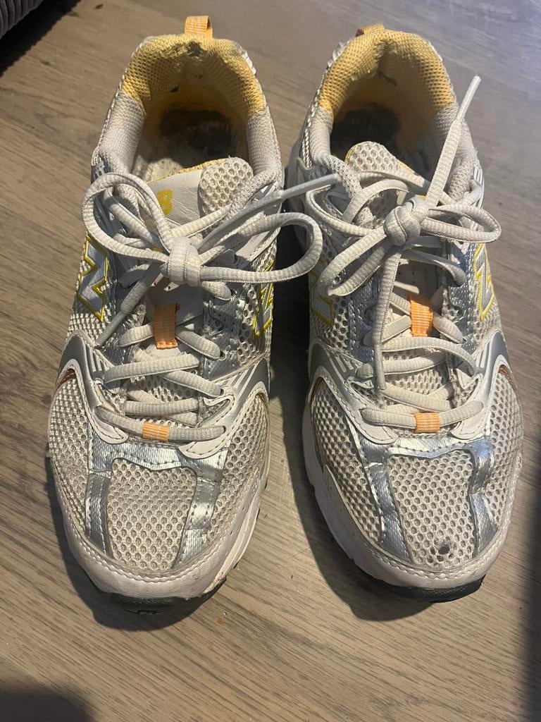 New Balance gedragen 39,5, Ophalen of Verzenden, Zo goed als nieuw, Sneakers of Gympen