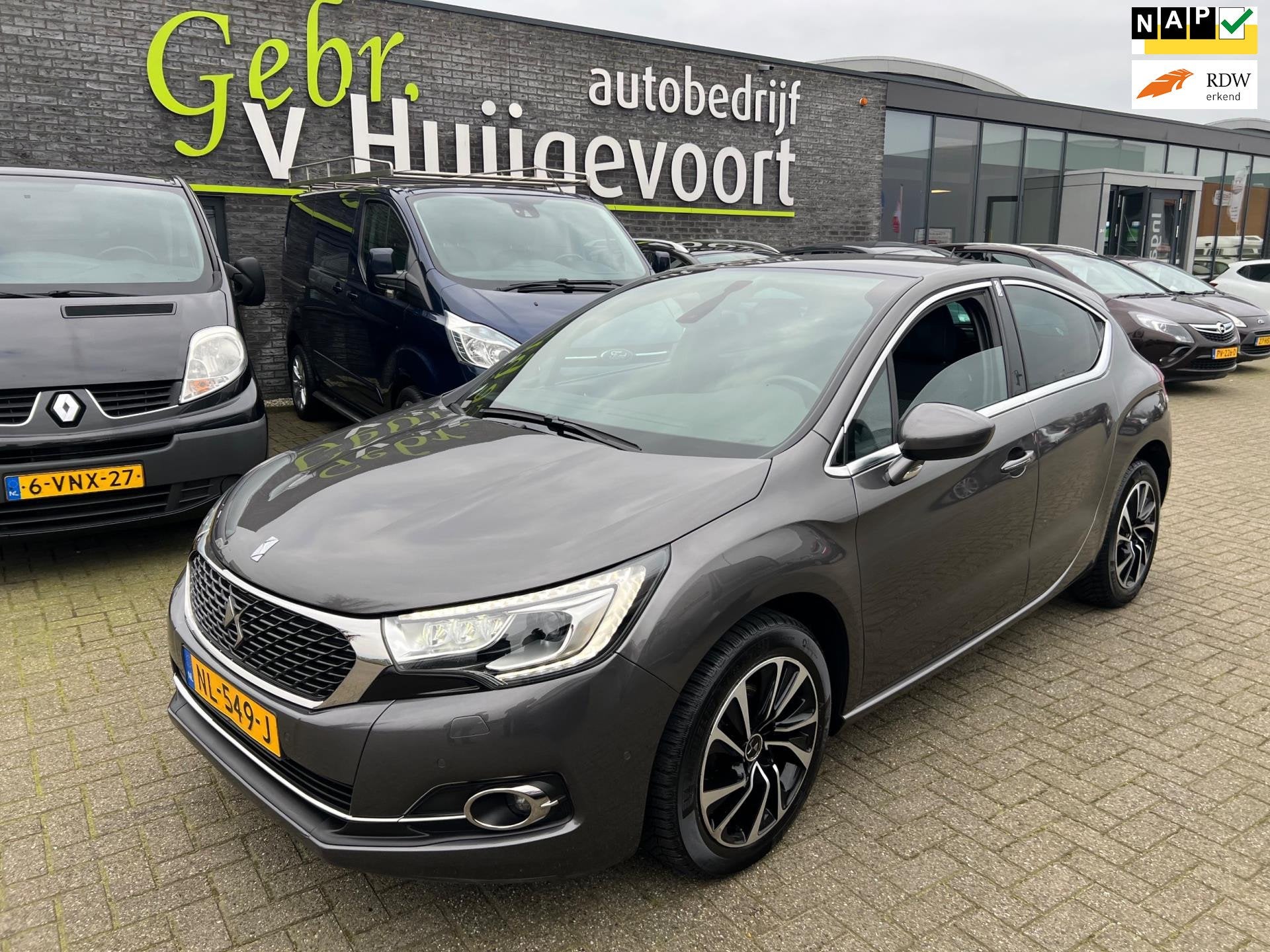 DS 4 1.2 PureTech Business, Auto's, DS, Stof, Gebruikt, 1199 cc, Bedrijf
