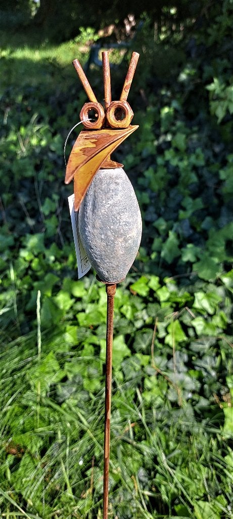 Leuke en originele Tuinsteker met Vogel kop, bruin grijs, Tuin en Terras, Ophalen of Verzenden, Nieuw, Metaal, Dierenbeeld