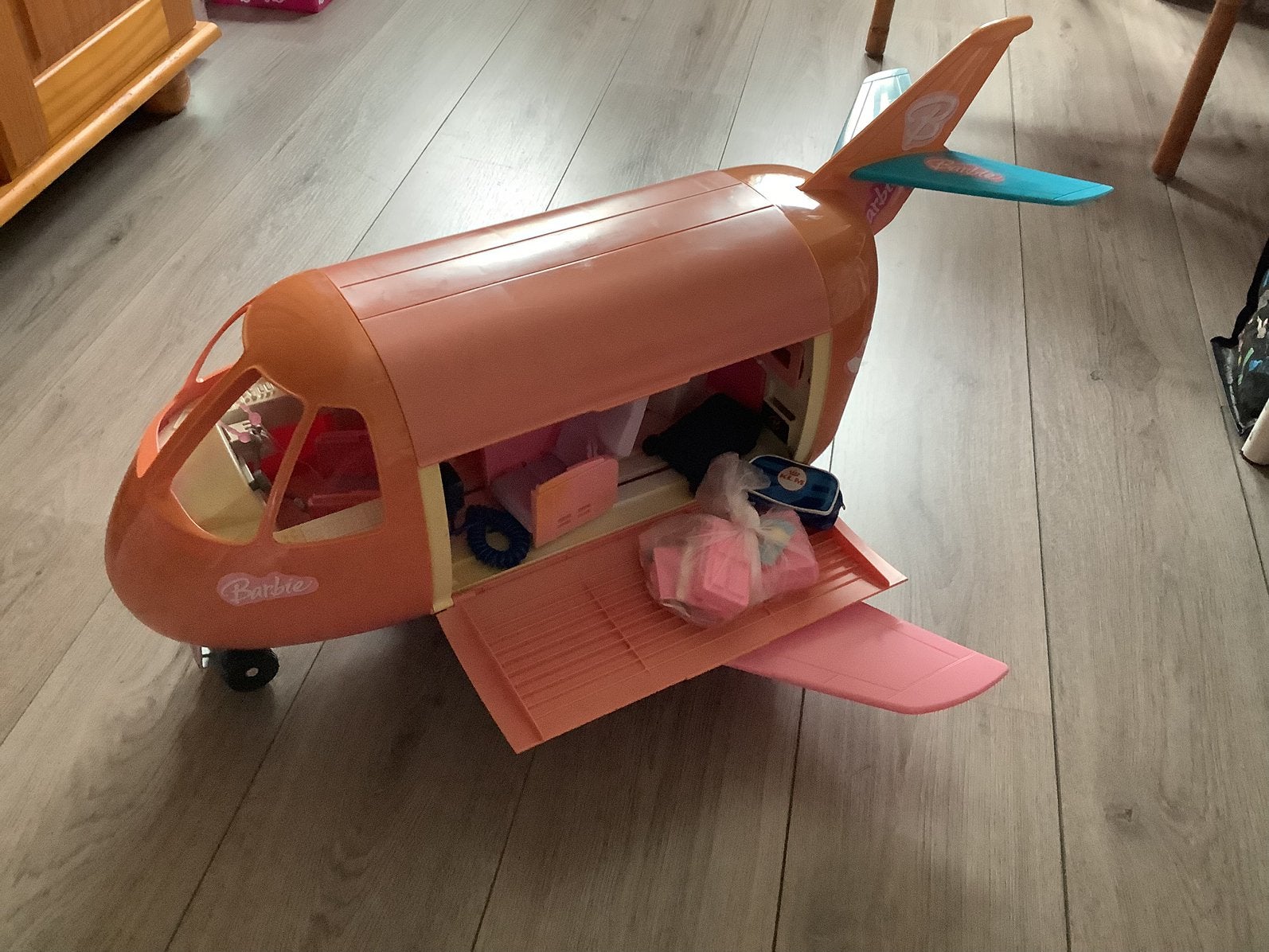 Barbie glamour plane, Verzamelen, Ophalen, Gebruikt, Pop