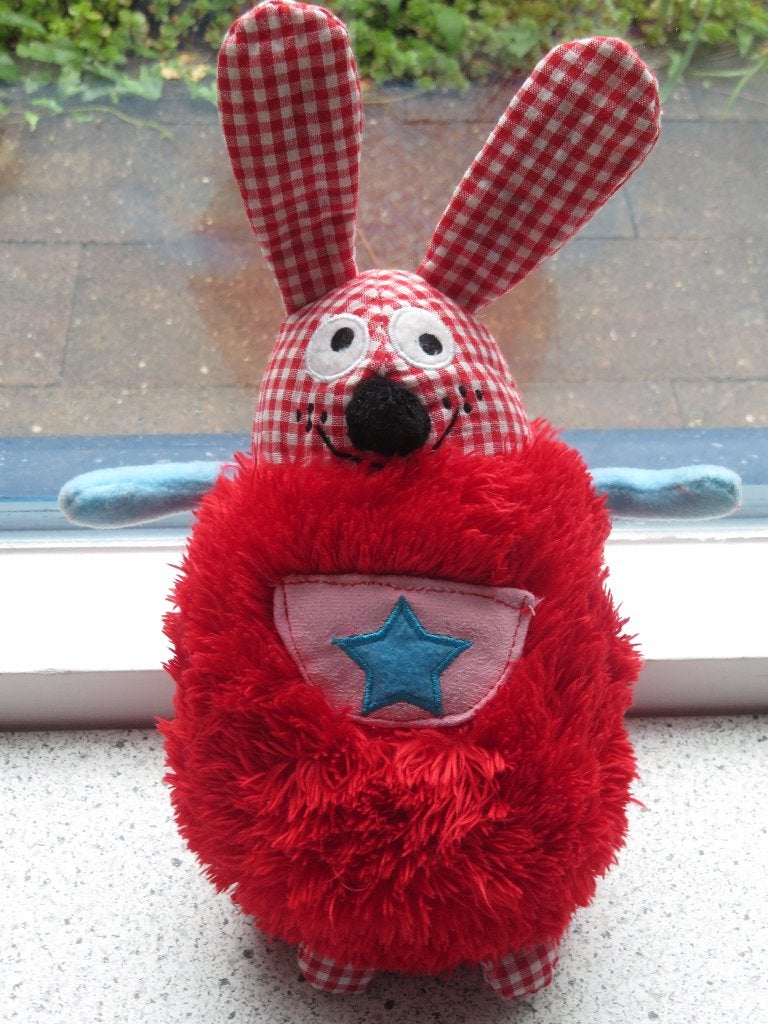 Konijn haas van AH Albert Heijn in rood pluche ei paashaas, Albert Heijn, Ophalen of Verzenden, Zo goed als nieuw, Middelgroot (20 tot 80 cm)