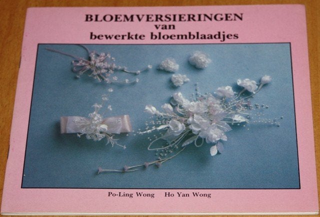 bloemversieringen van bewerkte bloemblaadjes - 63340/a, Ophalen of Verzenden, Zo goed als nieuw, Sieraden maken, Geschikt voor kinderen