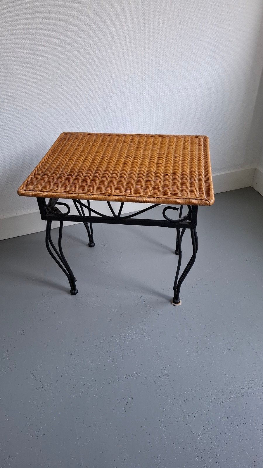 Bijzet tafeltje maat hxbxl 52 cm/45cm/55cm,zeer goede staat, Antiek en Kunst, Ophalen