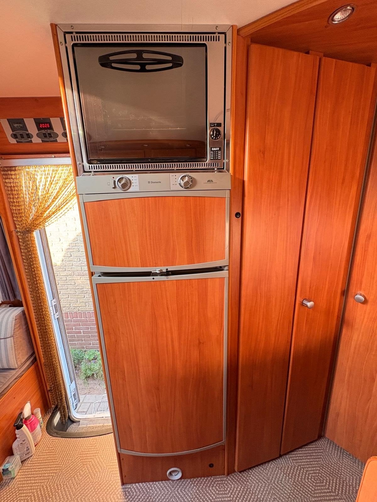 Dethleffs Advantage xxl garage,stalling, luchtvering etc, Caravans en Kamperen, Campers, Integraal, Ringverwarming, Fiat, Luifel