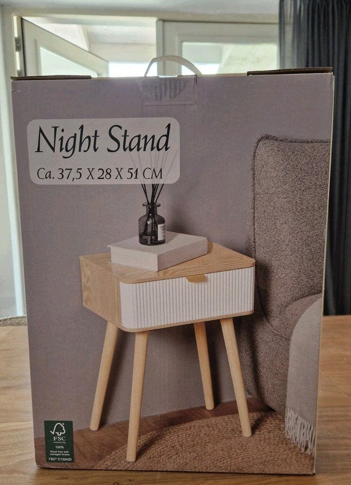 Nachtkastje wit en hout, Ophalen, Nieuw, Minder dan 45 cm, Minder dan 55 cm
