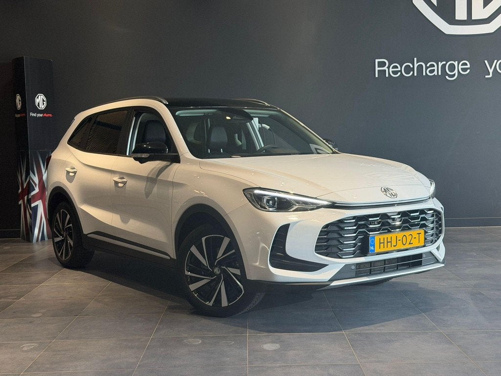 MG ZS 1.5 Hybrid+ Aut. Luxury | Blackpack | Navi | CarPlay |, Auto's, MG, 12 maanden, Euro 6, 4 cilinders, ZS