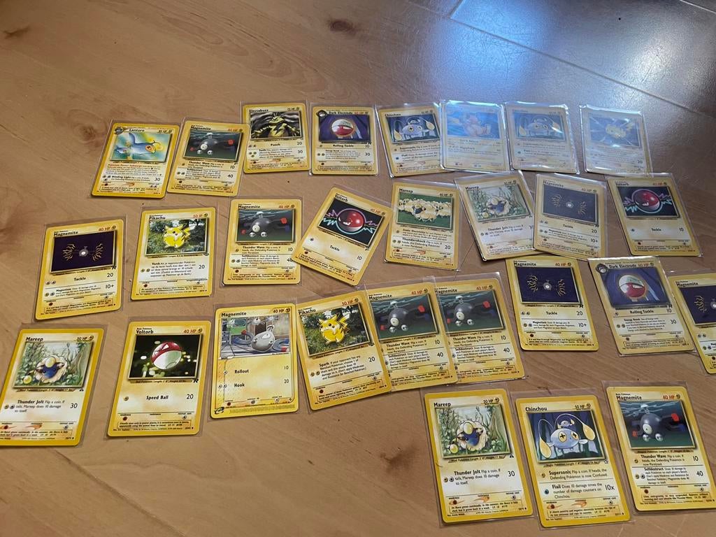 Vintage Pokémon kaarten lot  / Fossil / Neo / holo, Ophalen, Zo goed als nieuw