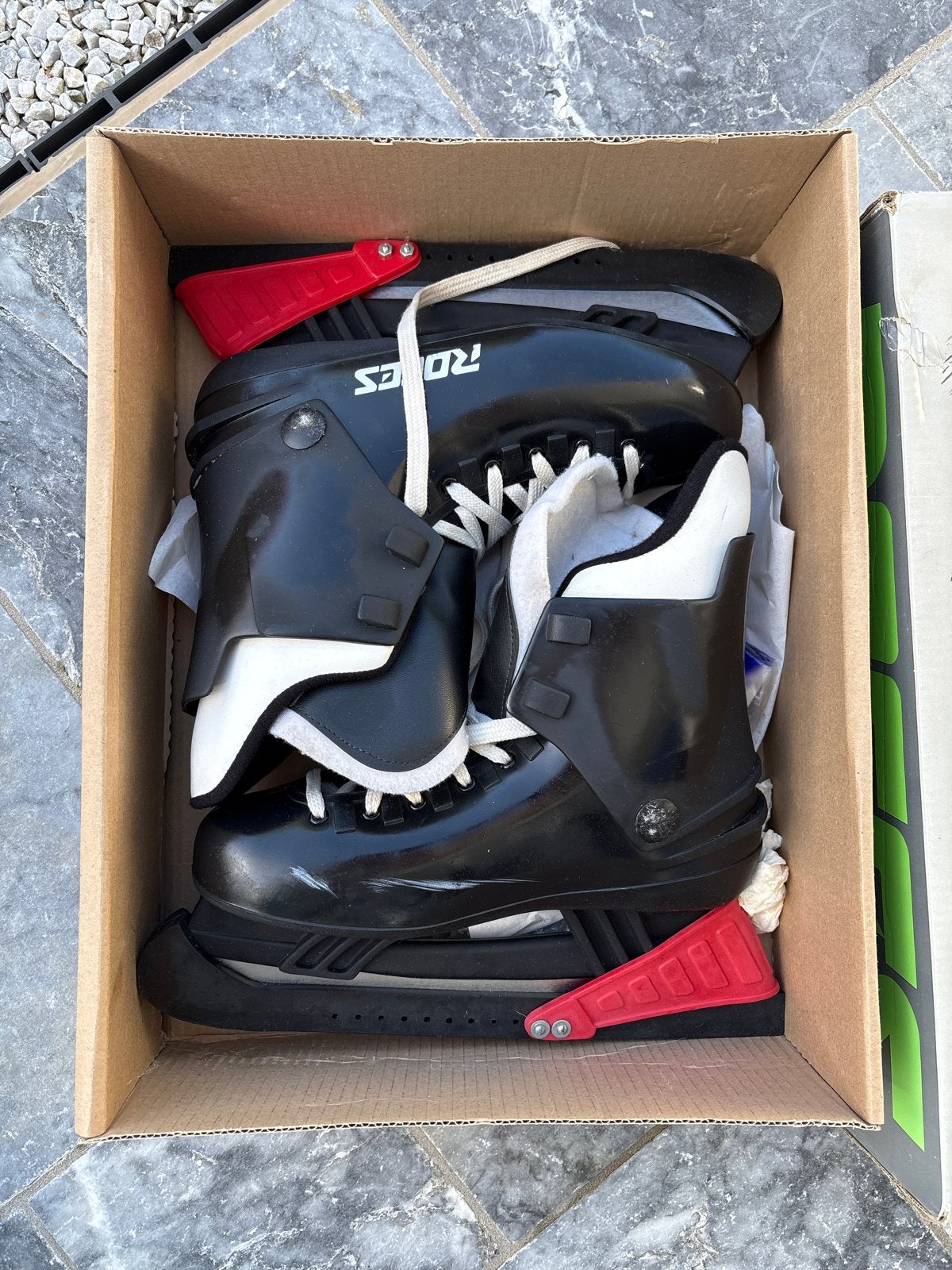 Roces Ice Boot ijshockeyschaatsen - Maat 42, Sport en Fitness, Ophalen of Verzenden, Gebruikt, IJshockeyschaatsen, Overige merken