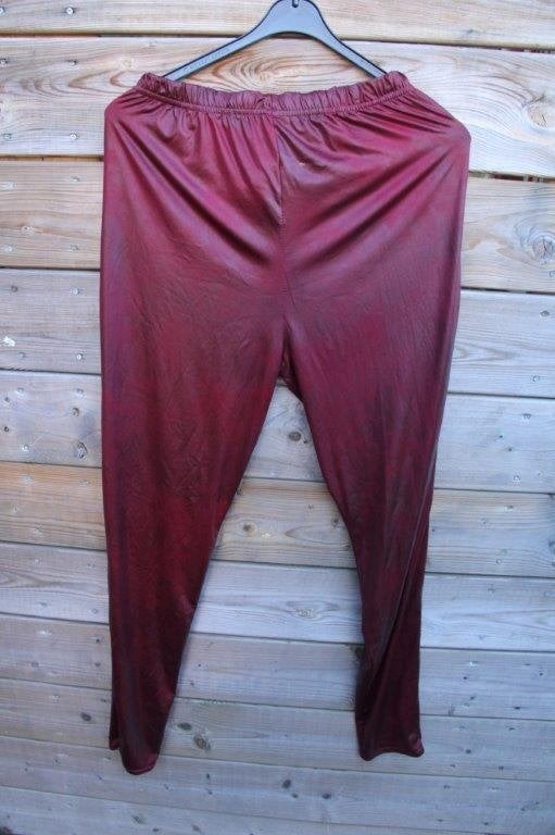Broek wijnrood Magna mt 44/46 Vaste prijs, Maat 42/44 (L), Ophalen of Verzenden, Lang, Rood