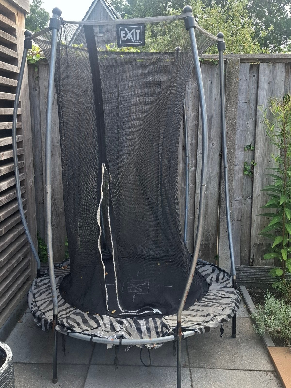EXIT trampoline met veiligheidsnet, Kinderen en Baby's, Speelgoed | Buiten | Trampolines, Ophalen, Gebruikt