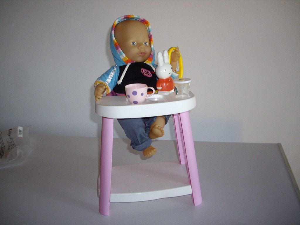 baby pop met poppenstoeltje, Ophalen, Zo goed als nieuw, Babypop