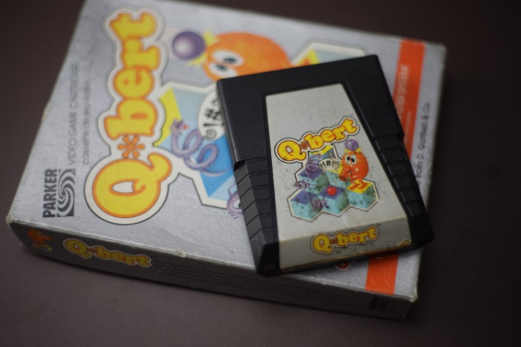 Q*Bert (1983) game voor Atari 2600, Spelcomputers en Games, Gebruikt, Overige genres, 1 speler, Eén computer