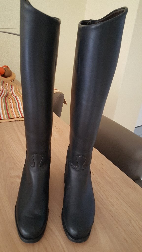 Lederen paardrijlaarzen merk Lipica ZGAN slechts, Dieren en Toebehoren, Paardrijkleding, Ophalen, Dressuur, Zo goed als nieuw