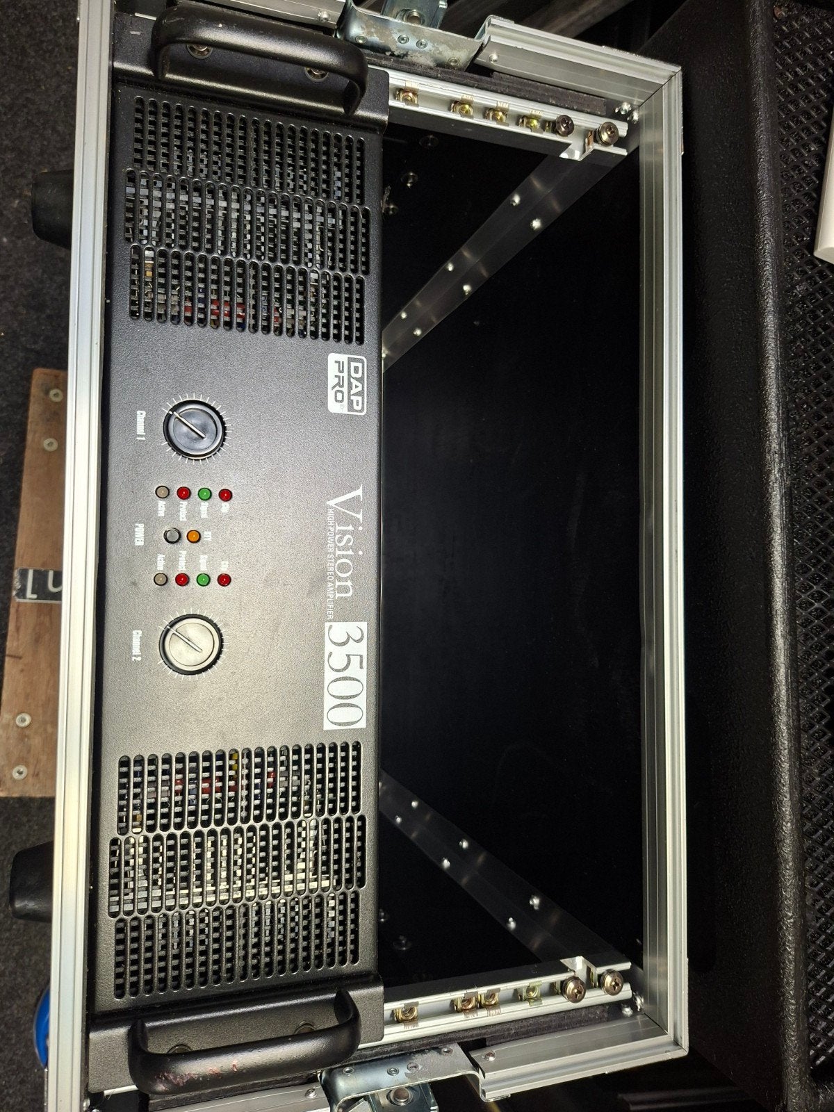 Dap Vision 3500 in flightcase, Zo goed als nieuw, 120 watt of meer, Stereo, Ophalen