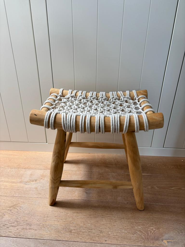Houten krukje met gevlochten zitting ibiza style, Ophalen, Gebruikt, Hout