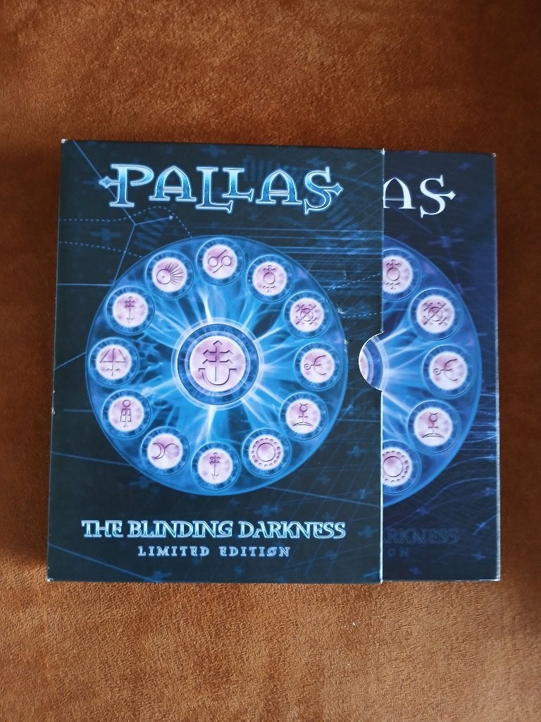 Pallas - The Blinding Darkness (dvd + 2 cd's), Alle leeftijden, Ophalen of Verzenden, Zo goed als nieuw, Muziek en Concerten