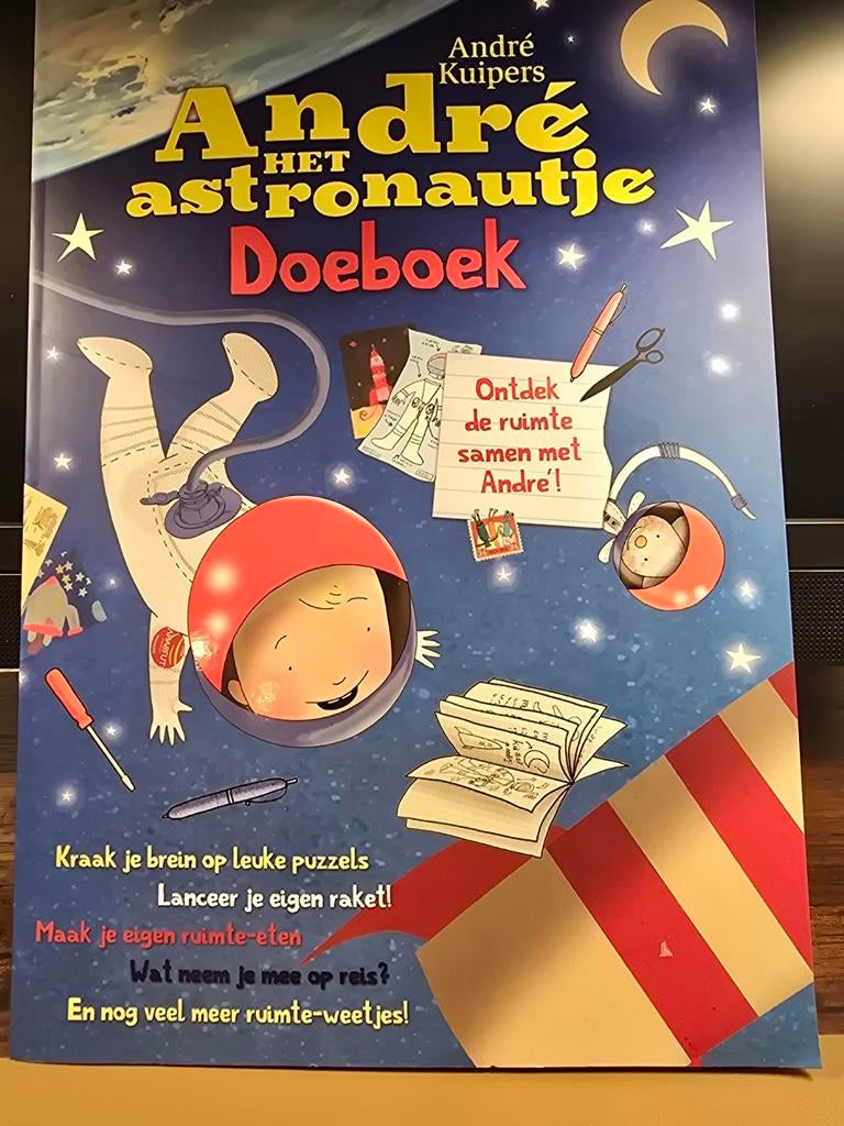 André het Astronautje Doeboek - Ontdek de ruimte!, Boeken, Ophalen of Verzenden, Zo goed als nieuw, André Kuipers, Non-fictie