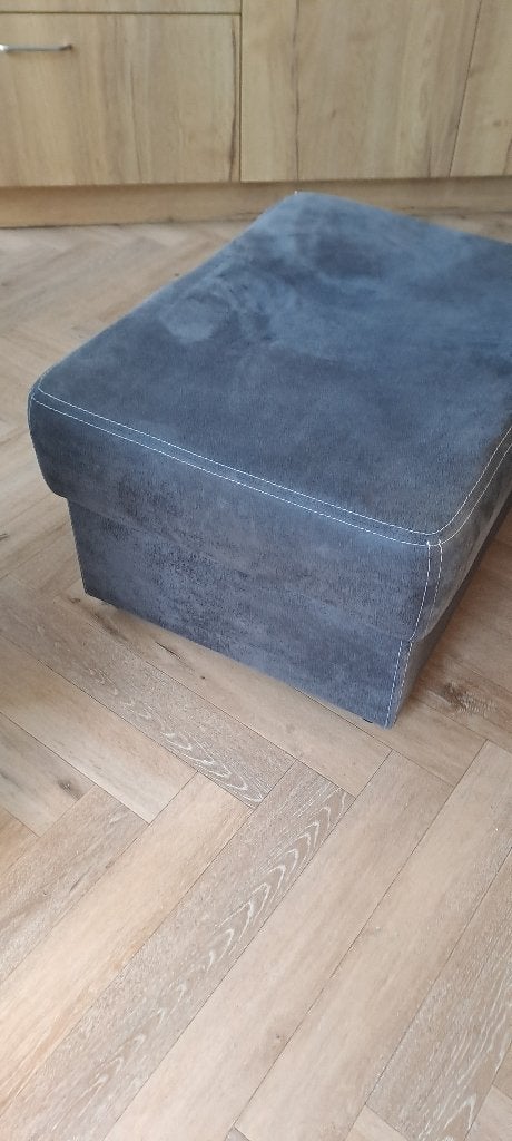 Gratis Hocker poof grijs/antraciet 80x60, Huis en Inrichting, Ophalen, Gebruikt, 75 tot 100 cm, Stof