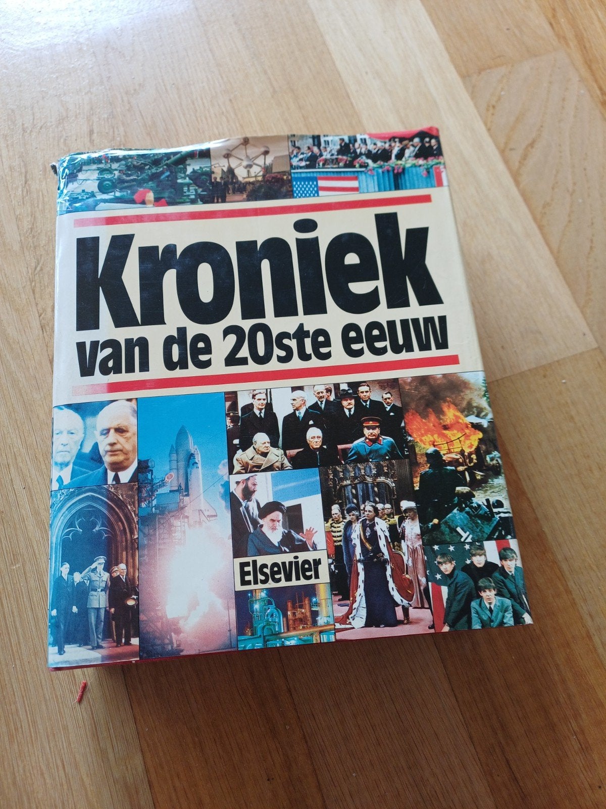 Kroniek van de 20ste eeuw - Elsevier, Boeken, Ophalen of Verzenden, 20e eeuw of later, Gelezen, Elsevier