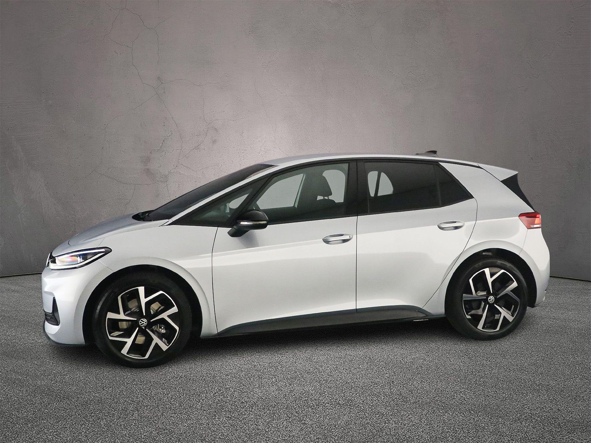 Volkswagen ID.3 Neo Style 50 kWh 170pk Automaat, Steunhaak,, Auto's, Achterwielaandrijving, Zwart, ID.3, Origineel Nederlands