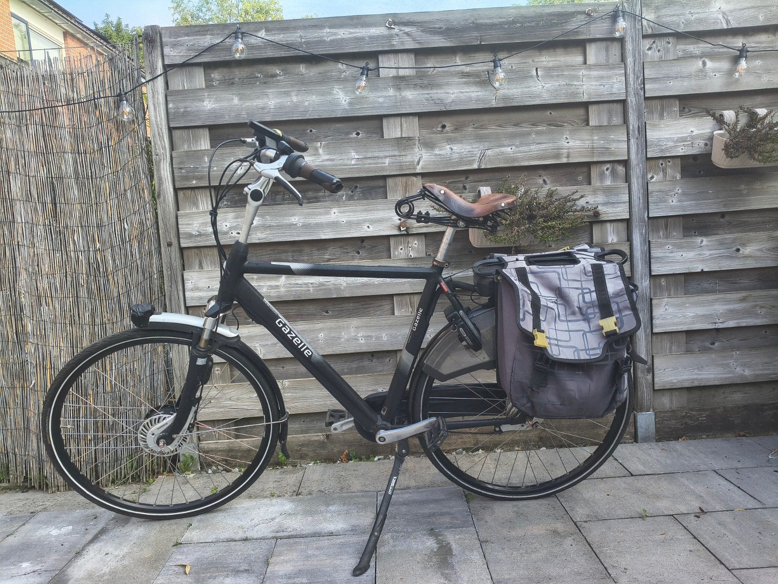 Gazelle elektrische fiets – Opknapper, Fietsen en Brommers, Gebruikt, Ophalen of Verzenden, 50 km per accu of meer, 55 tot 59 cm