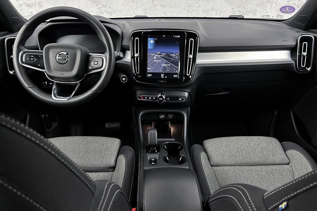 Volvo XC40 1.5 T4 Plug-in hybrid Plus Bright | Facelift | Ca, Auto's, Stof, Euro 6, Zwart, Bedrijf