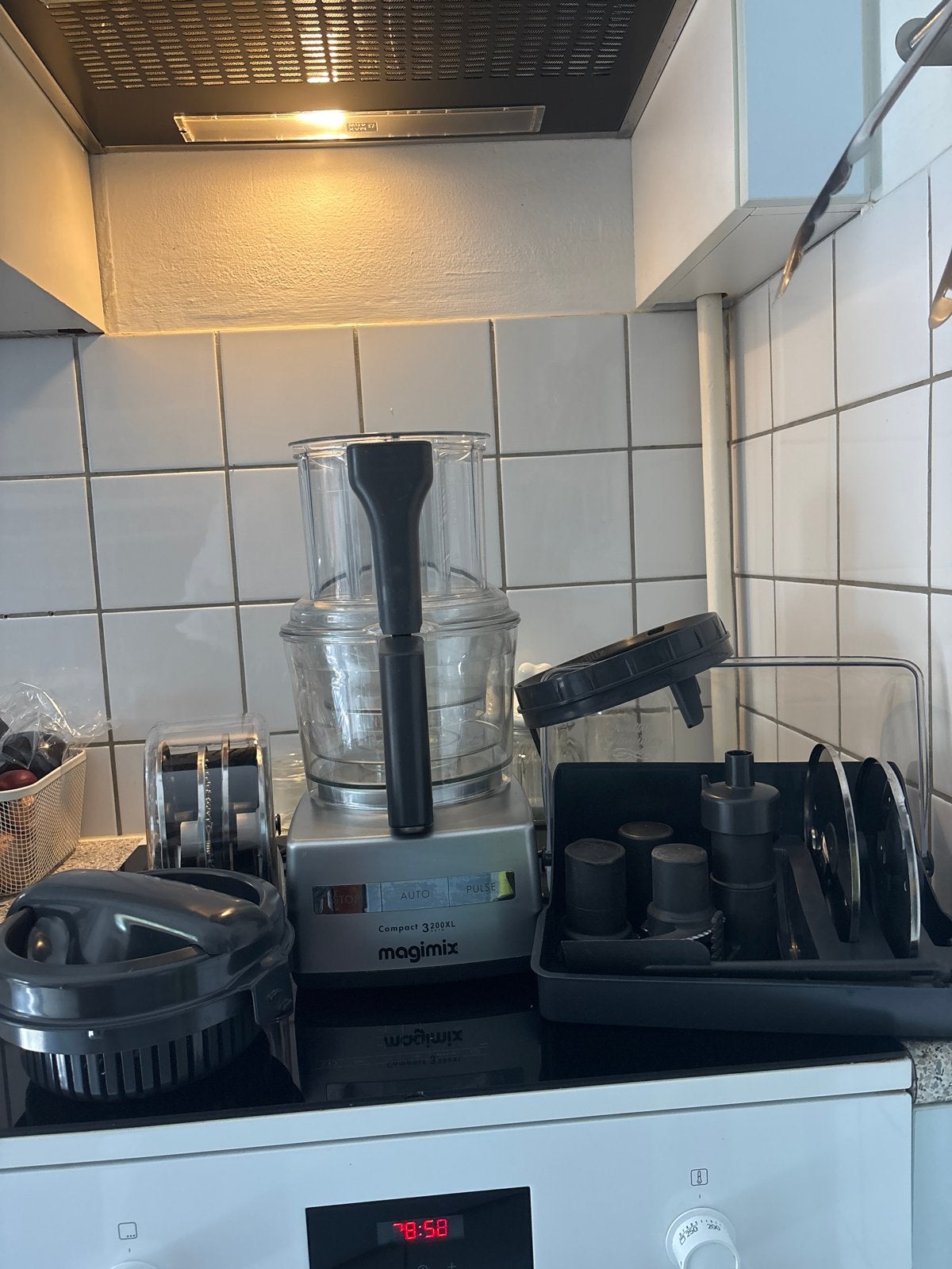 Magimix Compact 3200XL foodprocessor met accessoires, 2 tot 3 liter, Ophalen, Gebruikt, 2 snelheden