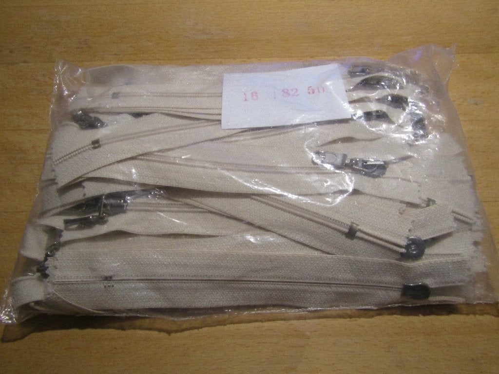 1 Pak Nylon Ritsen 16 cm Creme  182. Zilveren Zipper, Ophalen, Nieuw, Rits of Sluiting