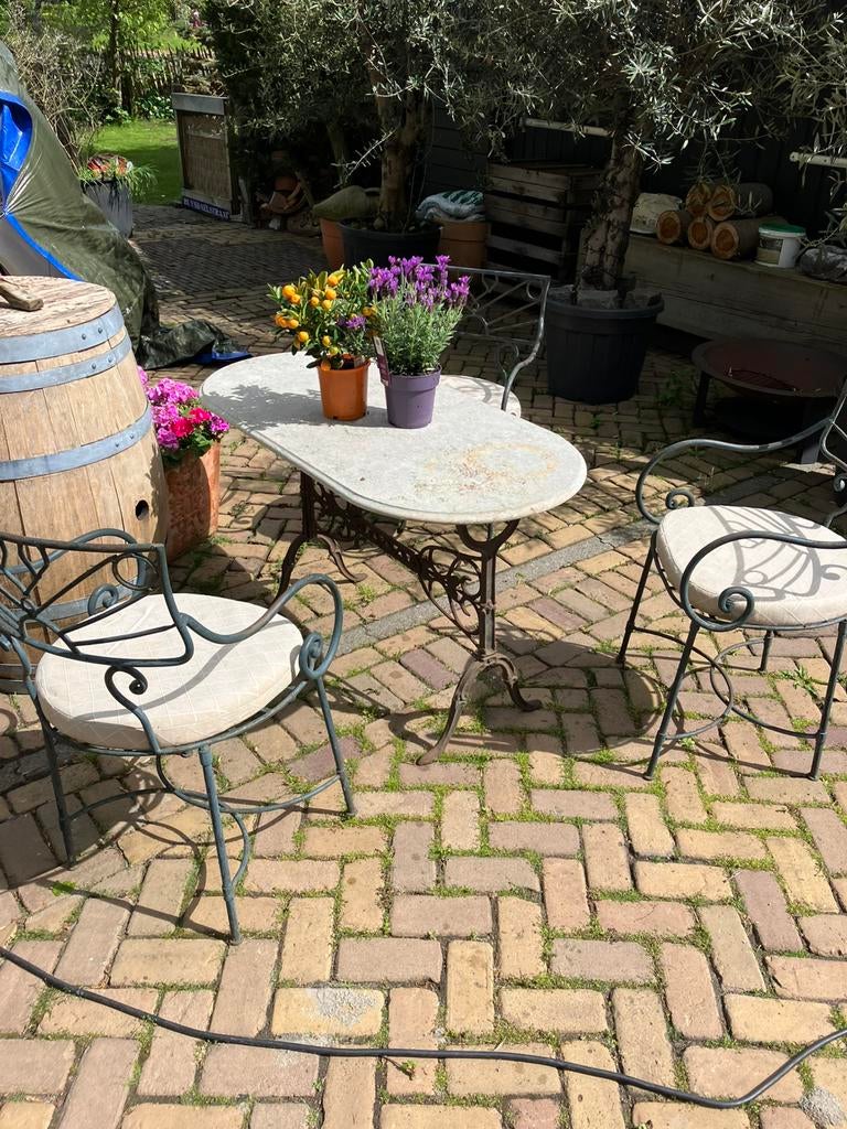 Gietijzeren bistroset, Tuin en Terras, Tuinsets en Loungesets, Ophalen, Overige materialen, Gebruikt, 3 zitplaatsen