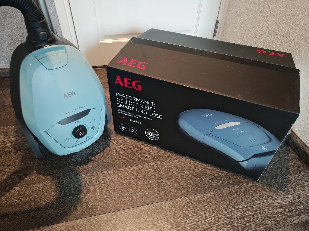 AEG VX8.2 SILENCE, Zo goed als nieuw, Sledestofzuiger, Stille werking, Minder dan 1200 watt