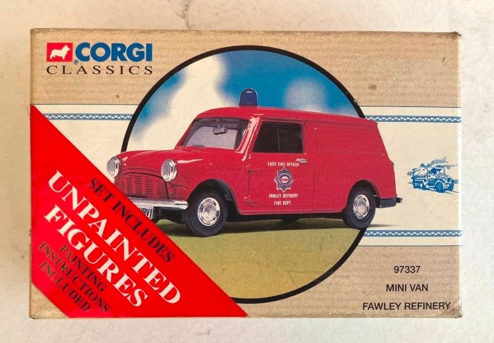 Mini Van Fawley refinery CORGI  # 97337 LIMITED EDITION., Hobby en Vrije tijd, Modelauto's | 1:43, Ophalen of Verzenden, Zo goed als nieuw