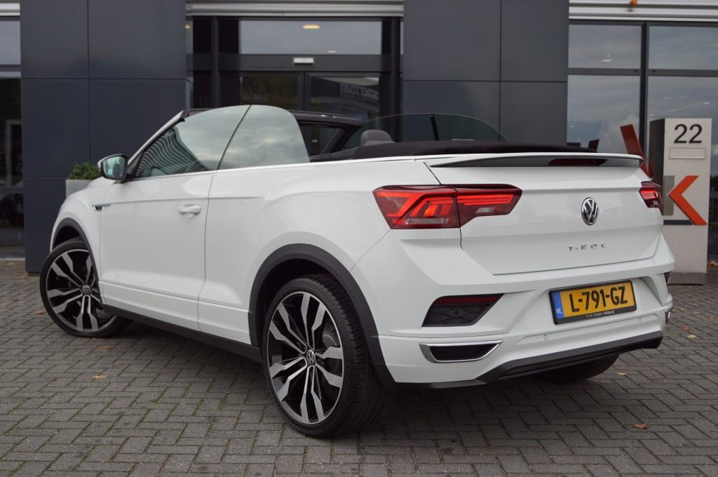 Volkswagen T-ROC CABRIO 1.5 TSI DSG R-Line 150pk/ Navi /20 I, Auto's, Volkswagen, 4 cilinders, 4 stoelen, Wit, 14 km/l