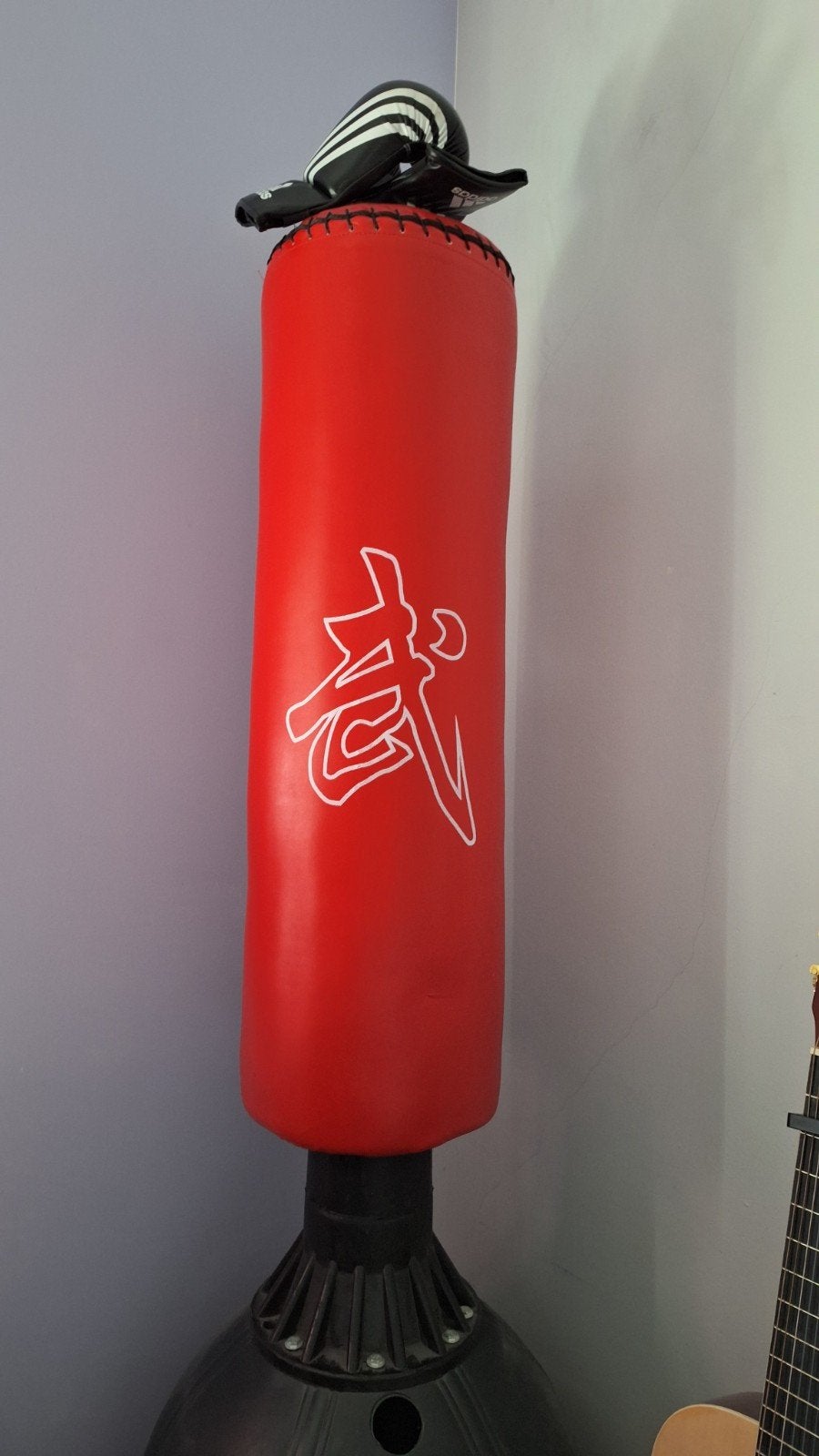 Boks bal, plus handschoenen en box pads, Ophalen, Zo goed als nieuw, Boksbal