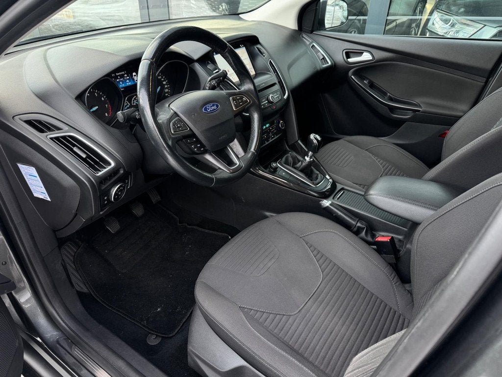 Ford Focus Wagon 1.0 Titanium, 125 pk, Gebruikt, Euro 6, Handgeschakeld