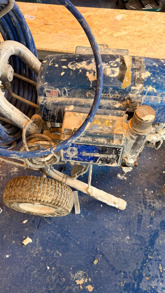 Graco verfspuit mark VII - Gebruikt maar functioneel, Ophalen, Zo goed als nieuw, Verfspuit of Verfpomp